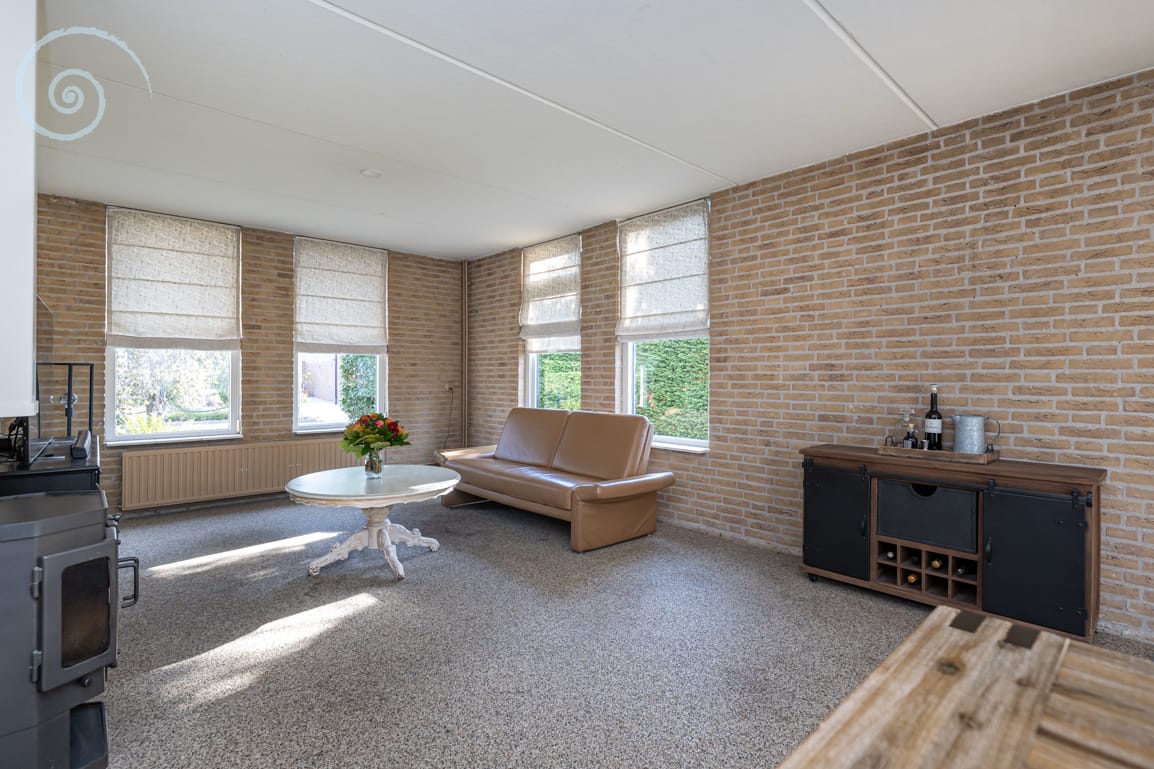 Photo 12 of Burgemeester Overdorpstraat 36