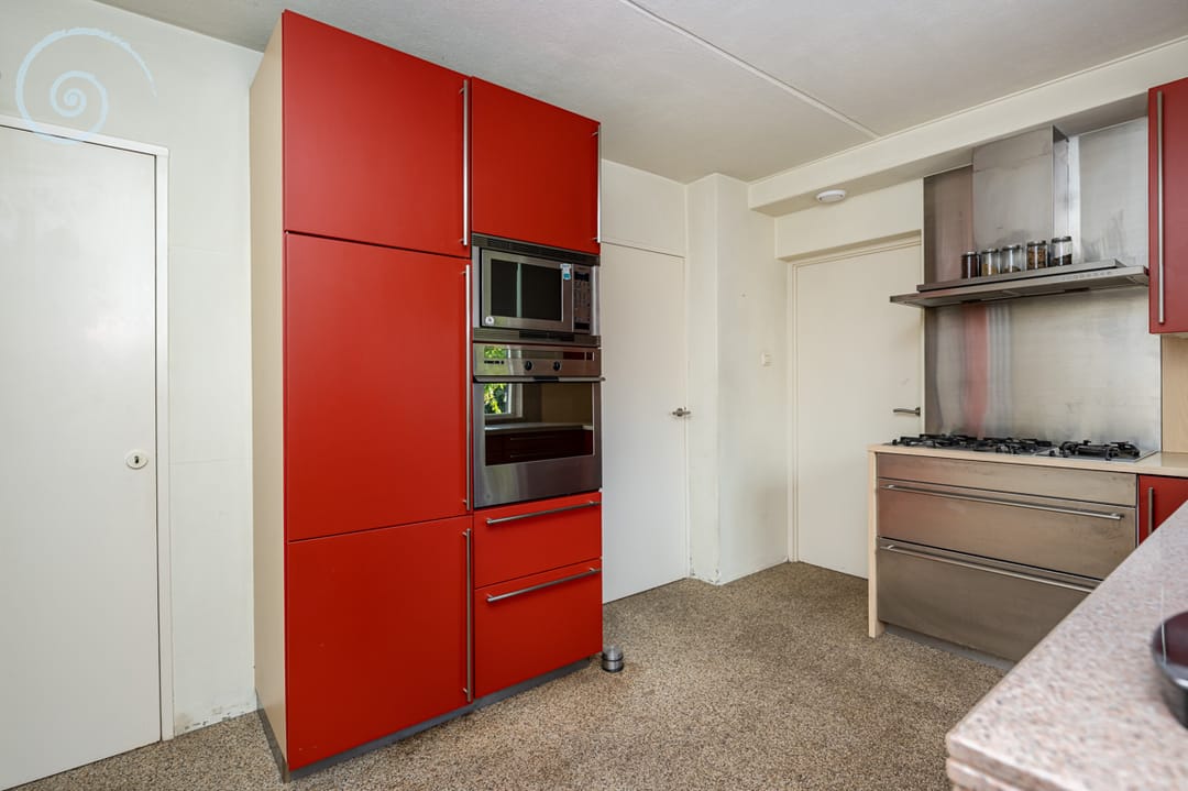 Photo 16 of Burgemeester Overdorpstraat 36