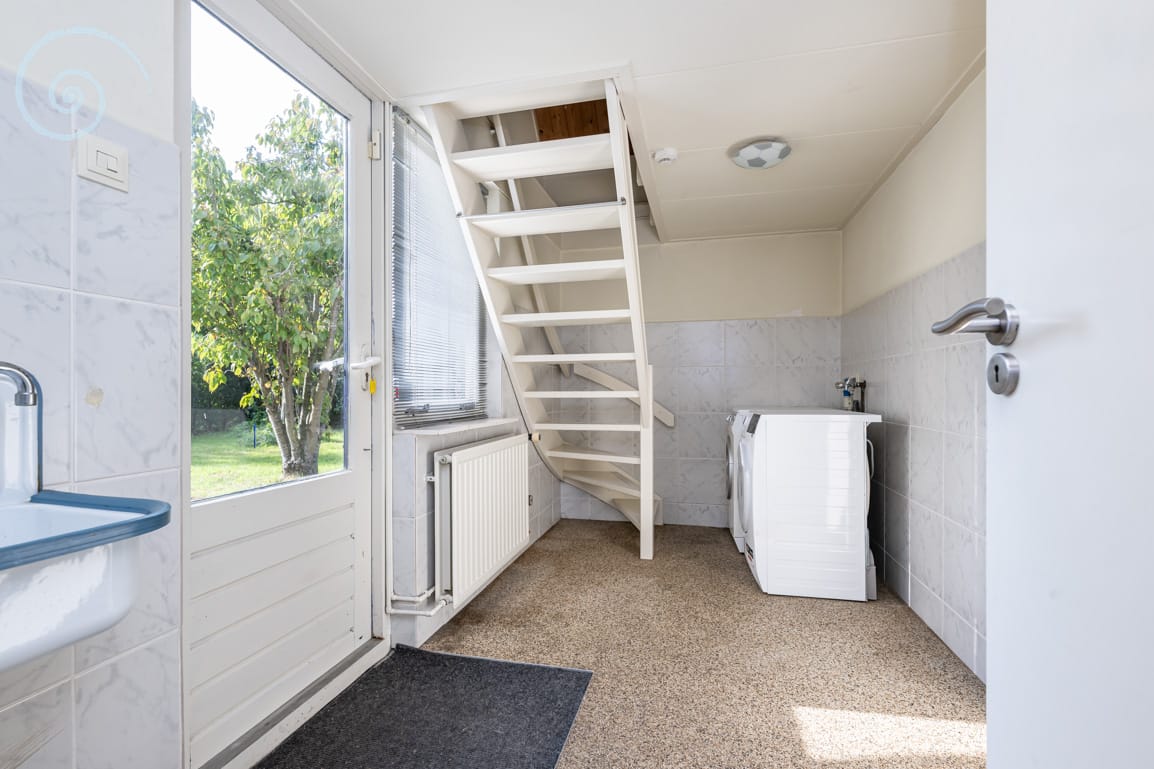 Photo 18 of Burgemeester Overdorpstraat 36