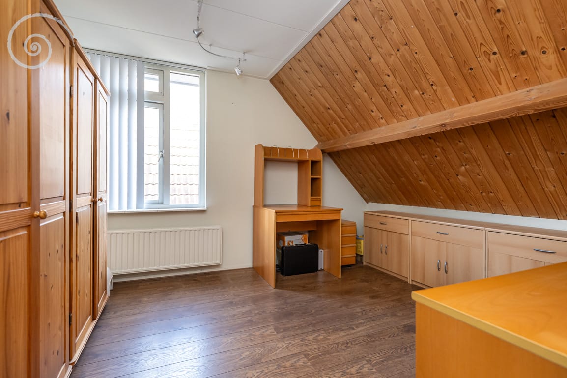 Photo 20 of Burgemeester Overdorpstraat 36