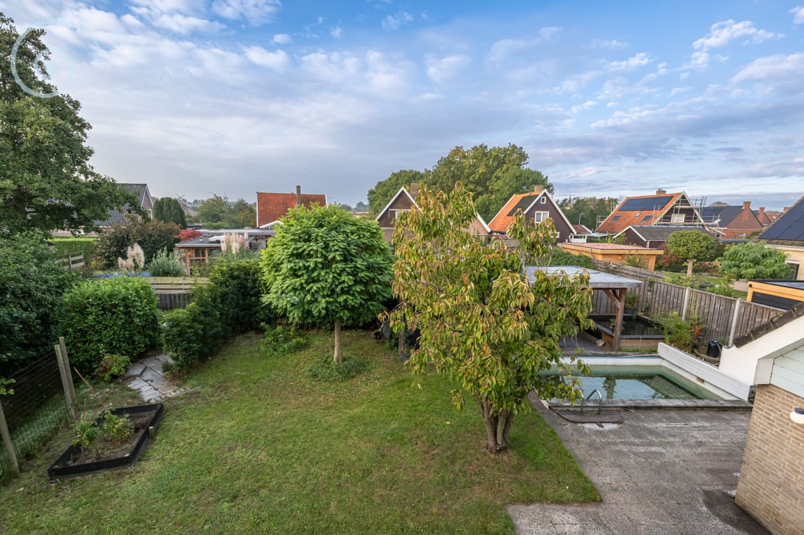 Photo 30 of Burgemeester Overdorpstraat 36