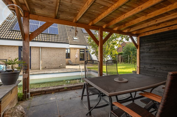 Photo 36 of Burgemeester Overdorpstraat 36