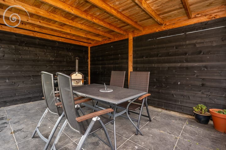 Photo 38 of Burgemeester Overdorpstraat 36