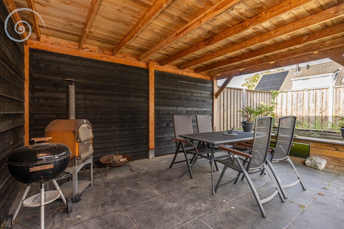 Photo 39 of Burgemeester Overdorpstraat 36