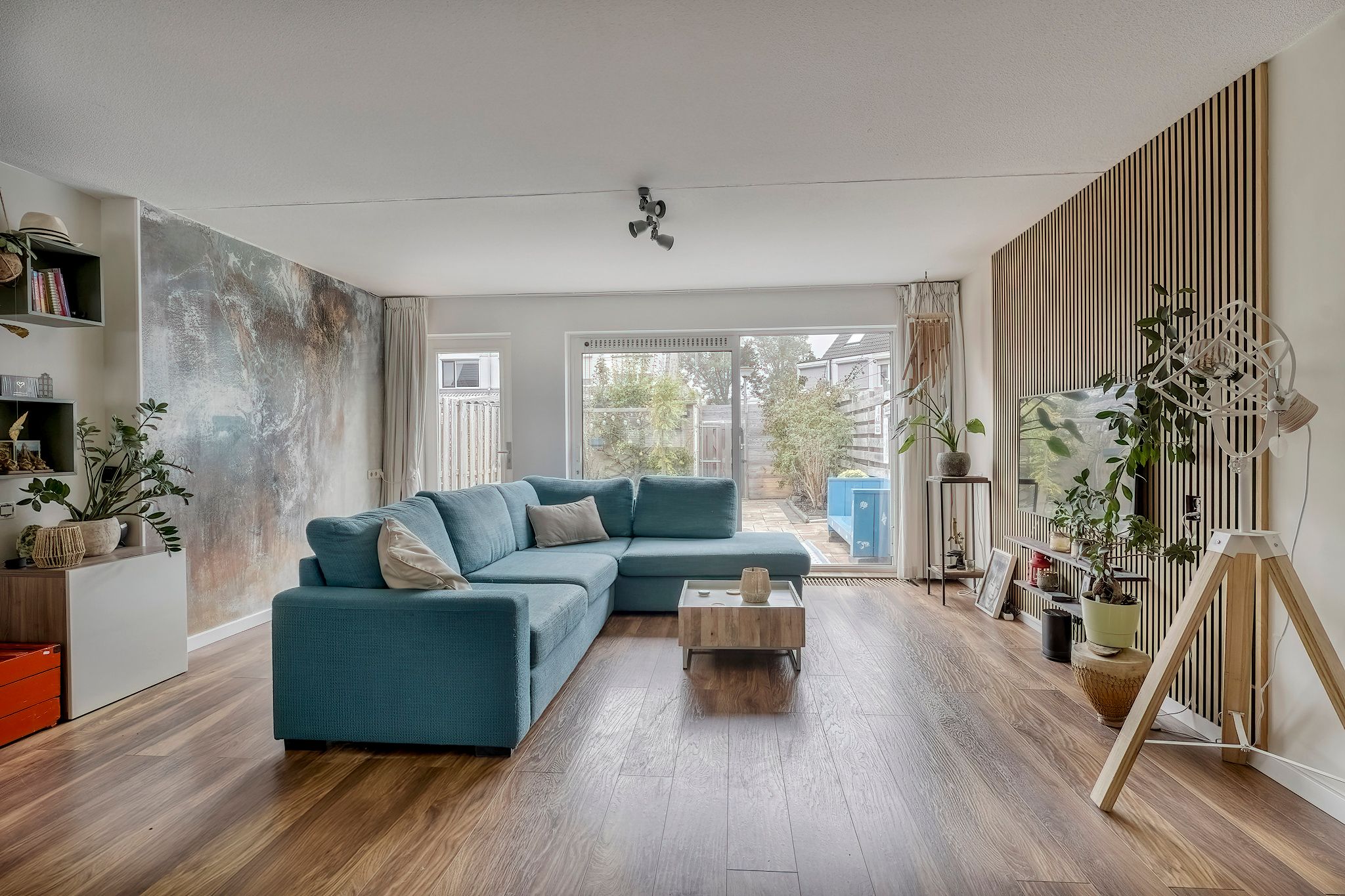 Photo 12 of Betje Wolffstraat 25