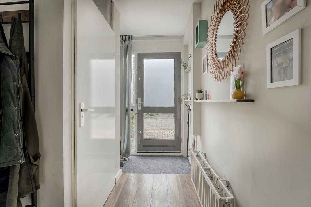 Photo 17 of Betje Wolffstraat 25