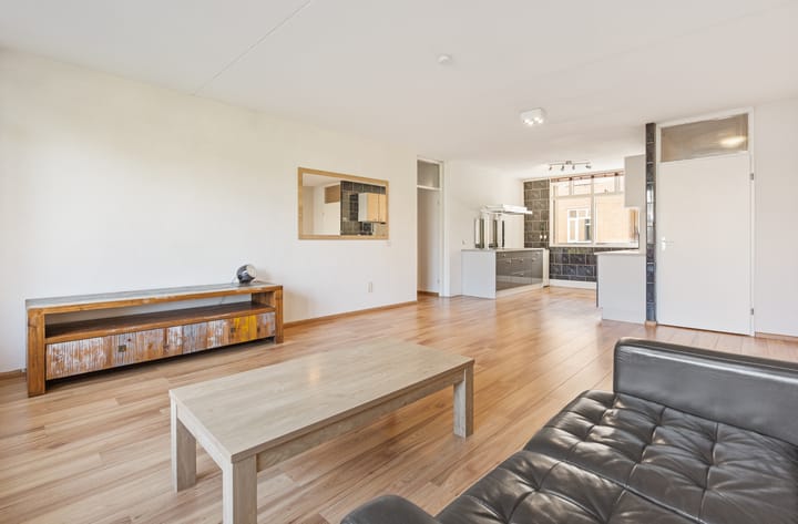 Photo 10 of Zadelmakerstraat 39