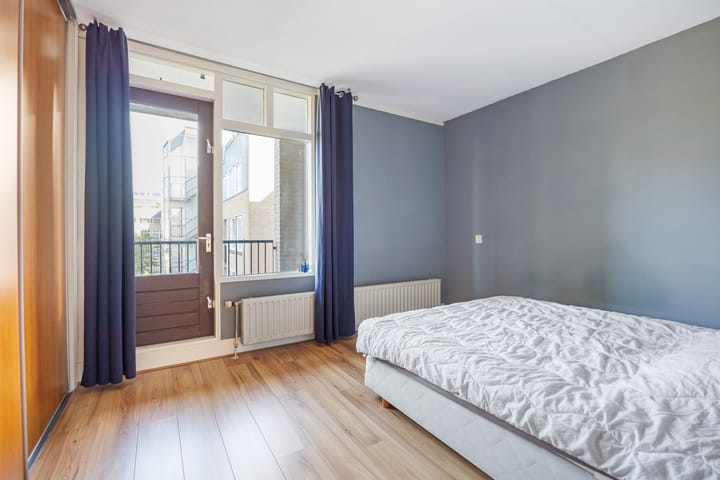 Photo 20 of Zadelmakerstraat 39