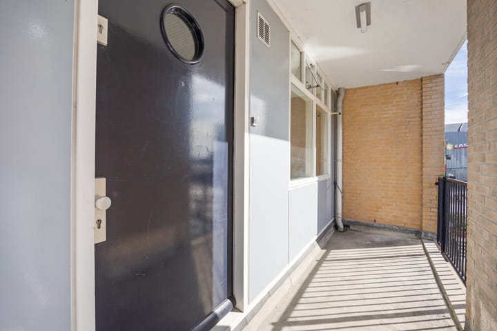 Photo 32 of Zadelmakerstraat 39