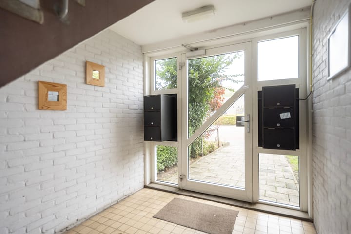 Photo 3 of Jan Buschstraat 39