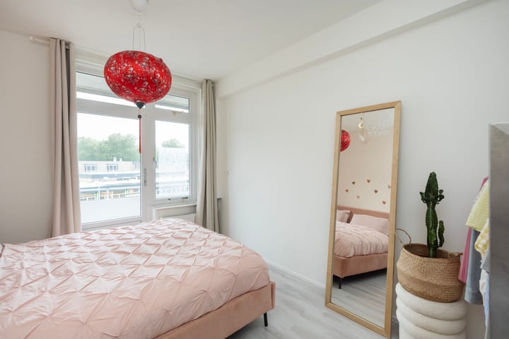 Photo 18 of Jan Buschstraat 39