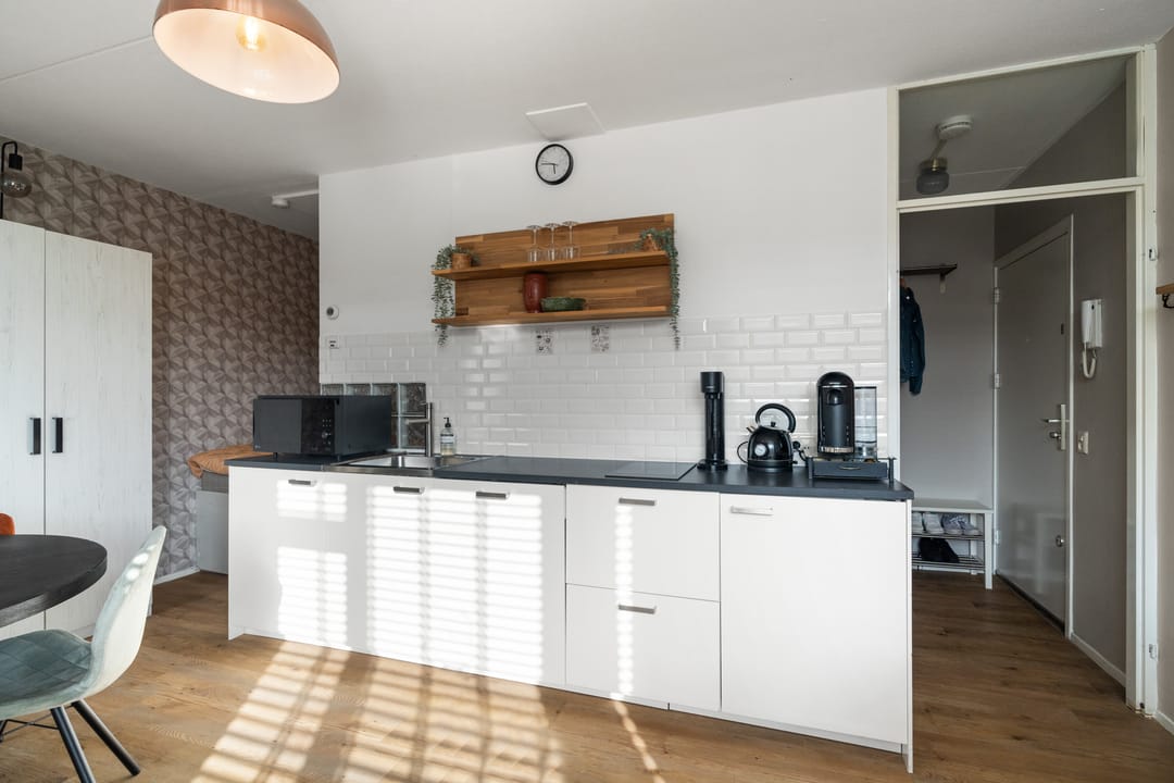 Foto 8 van Czaar Peterstraat 37-E