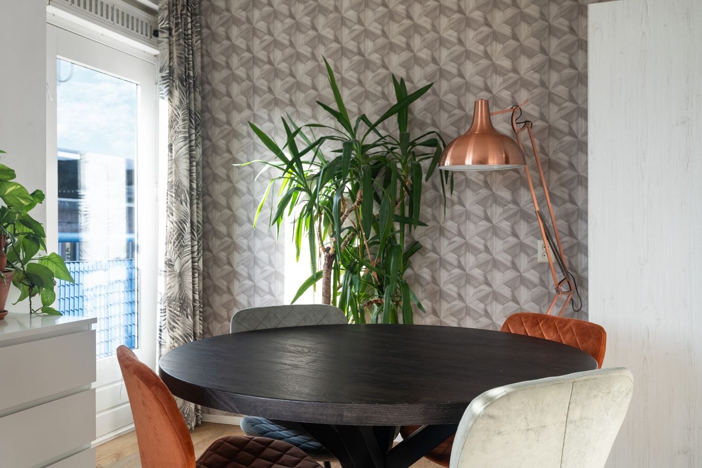 Foto 10 van Czaar Peterstraat 37-E