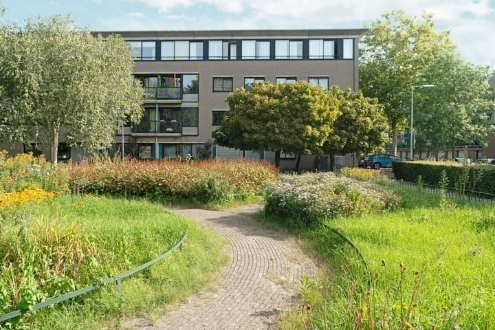 Foto 22 van Czaar Peterstraat 37-E