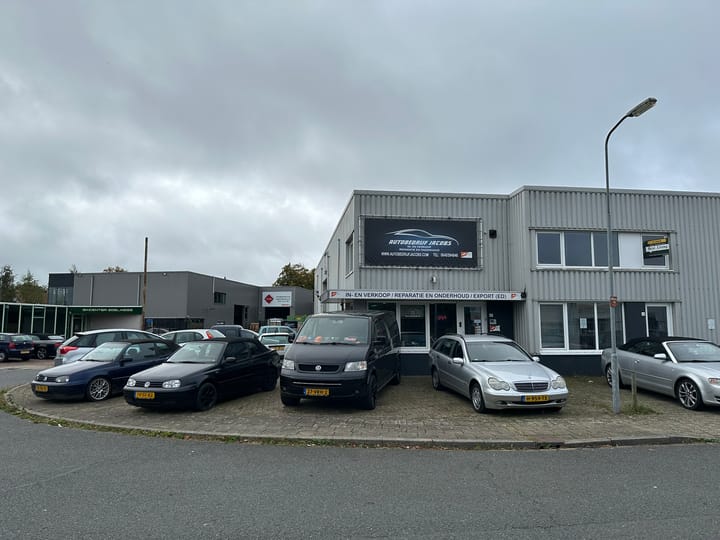 Rinaldostraat 6-a, Dieren