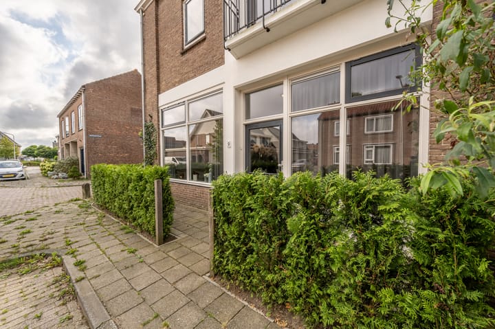 Foto 2 van Van Heesenstraat 9