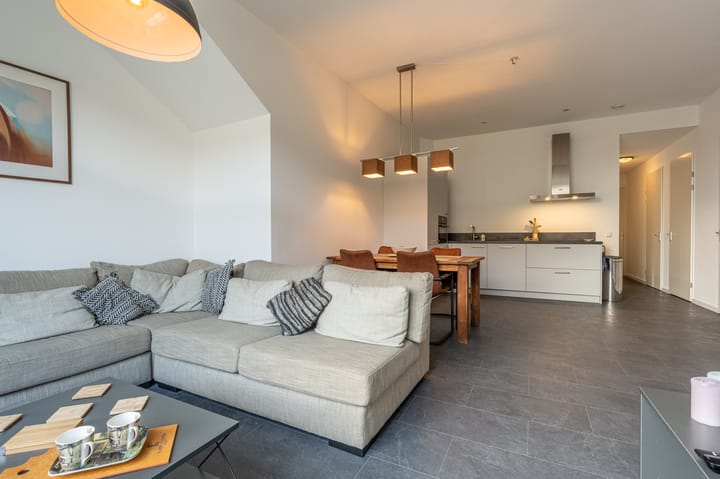 Foto 11 van Van Heesenstraat 9