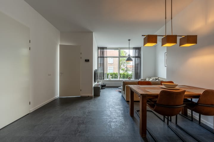 Foto 16 van Van Heesenstraat 9