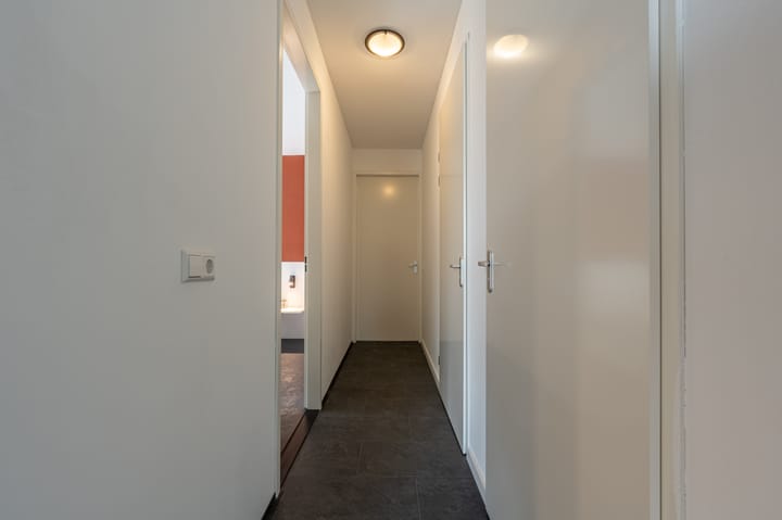 Foto 18 van Van Heesenstraat 9