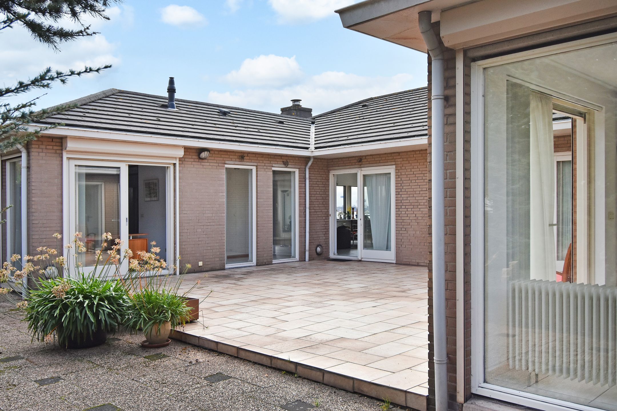 Foto 48 van Stationsweg 69