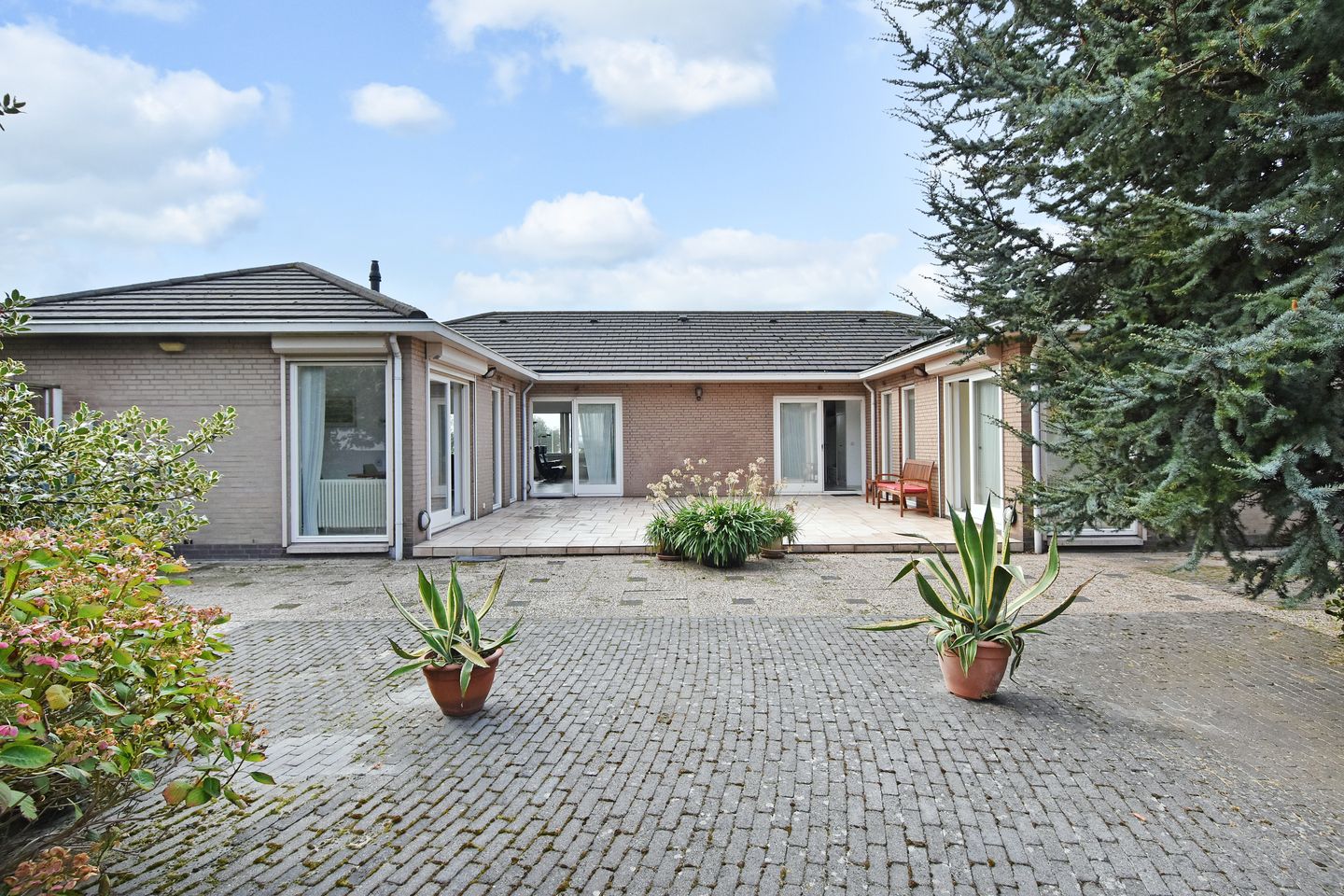 Foto 49 van Stationsweg 69