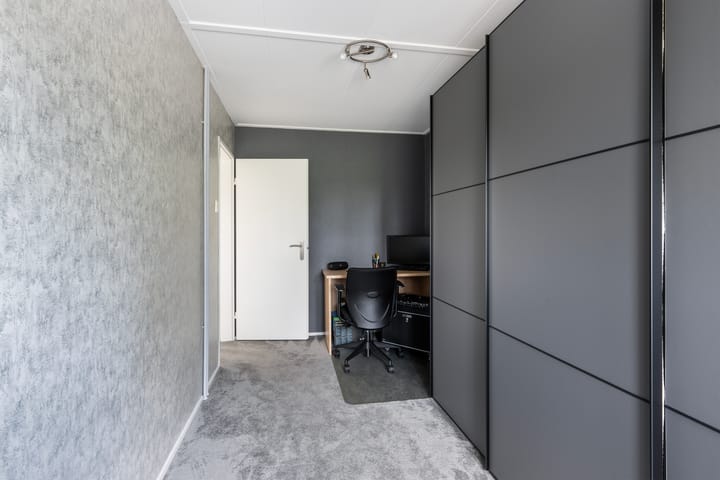 Photo 21 of Gladiolenstraat 7