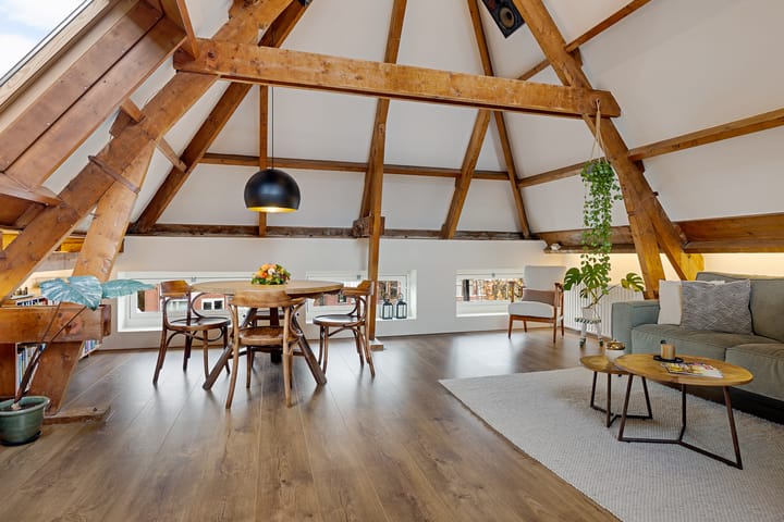 Foto 2 van Hoge der A 24-5