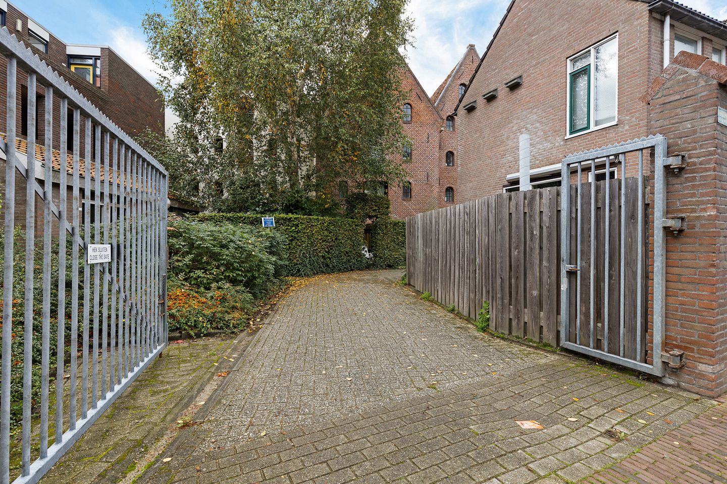 Photo 35 of Hoge der A 24-5