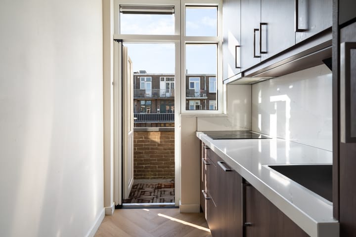 Foto 32 van Coolhaven 128-C