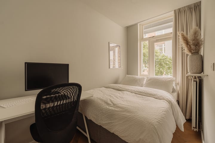 Foto 15 van Jacob van Lennepstraat 37-1