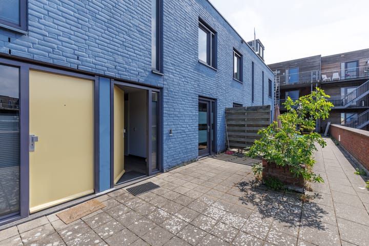 Foto 2 van Linie 355