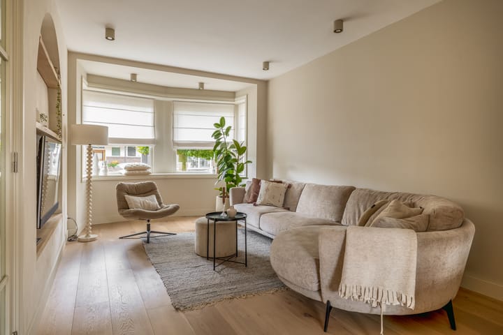 Photo 11 of Olivier van Noortstraat 1