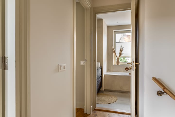 Photo 30 of Olivier van Noortstraat 1