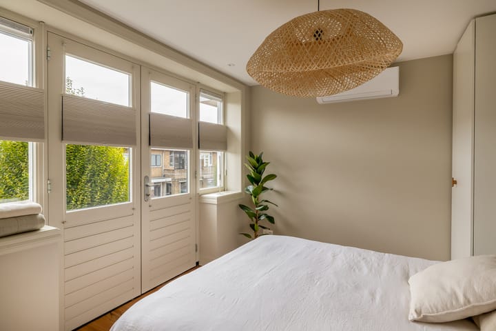 Photo 32 of Olivier van Noortstraat 1