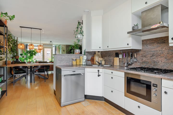 Foto 10 van Leeghwaterlaan 77