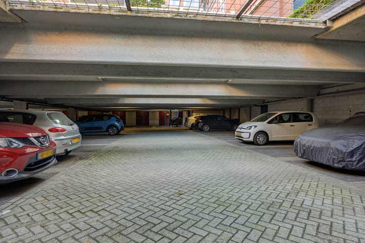 Foto 24 van Leeghwaterlaan 77