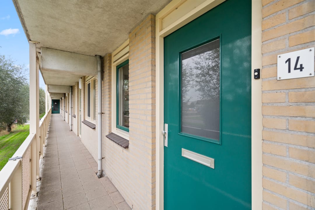 Photo 8 of Sleper 14