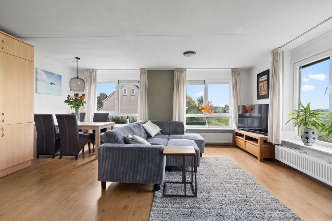 Photo 11 of Sleper 14