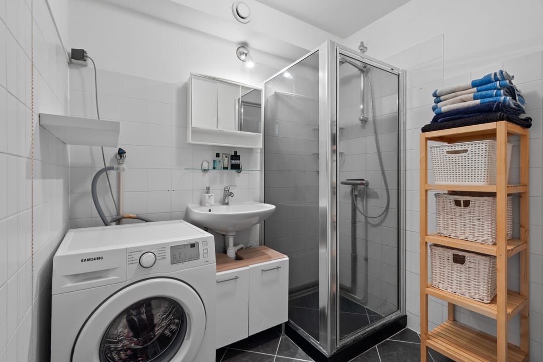 Photo 23 of Sleper 14