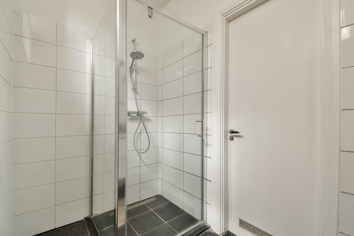 Photo 19 of Wolvenstraat 26