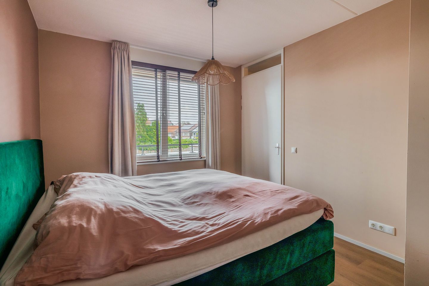 Photo 4 of Lagekerk 45