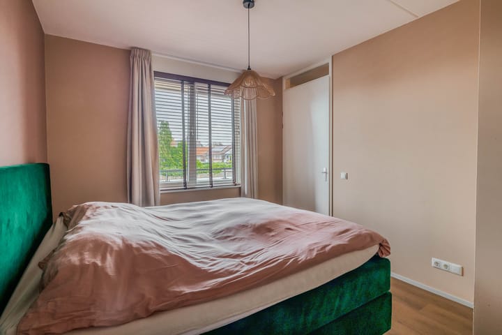 Photo 4 of Lagekerk 45