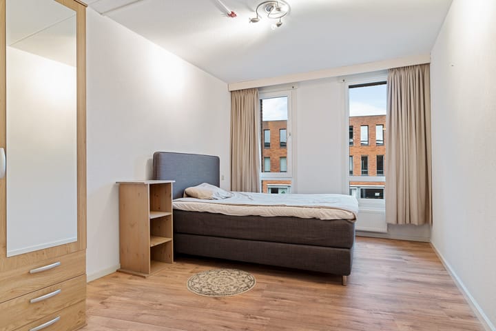 Photo 19 of Straatsburg 250