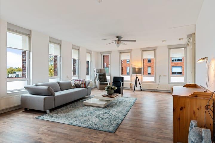 Photo 29 of Straatsburg 250