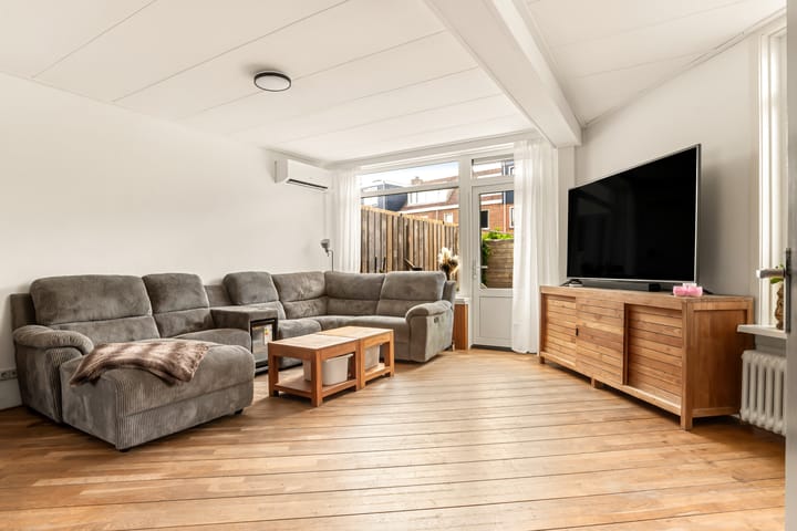 Foto 13 van Meerweidenlaan 9