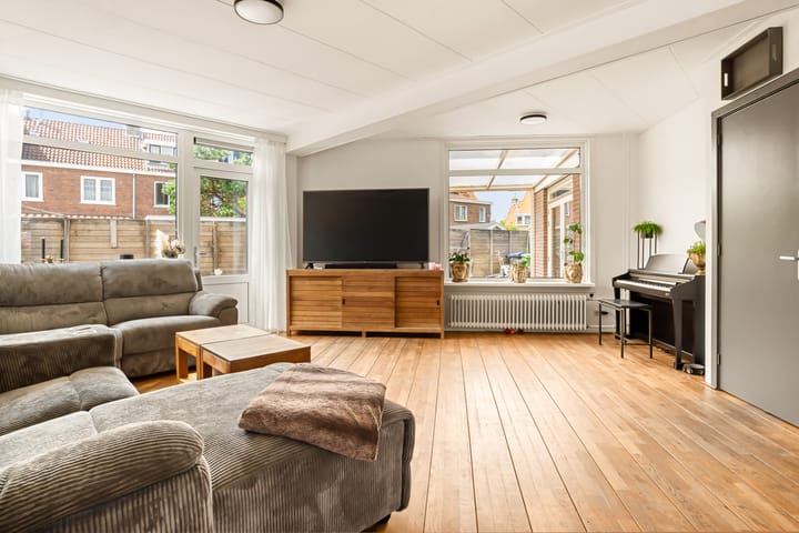 Foto 16 van Meerweidenlaan 9