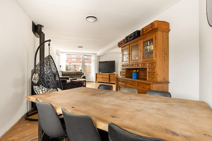 Foto 19 van Meerweidenlaan 9