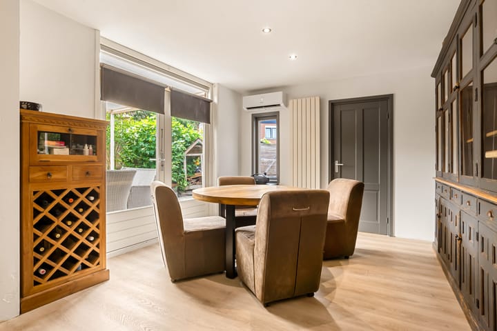 Foto 22 van Meerweidenlaan 9