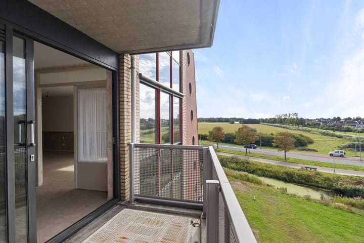 Photo 19 of Landbouwstraat 338