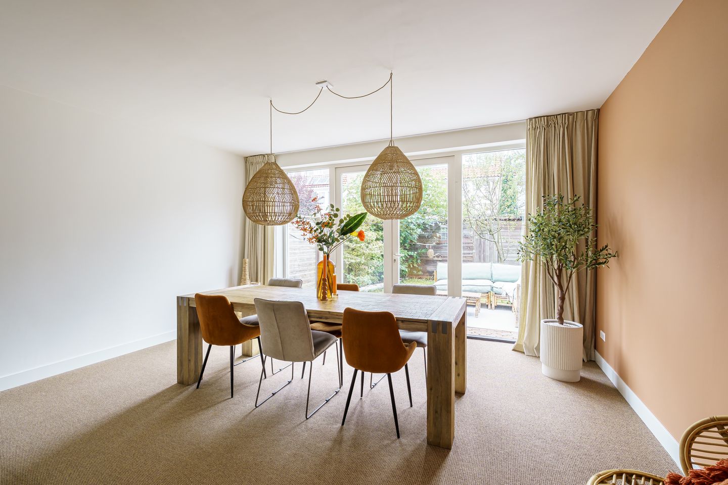 Foto 14 van Van 't Hoffstraat 33